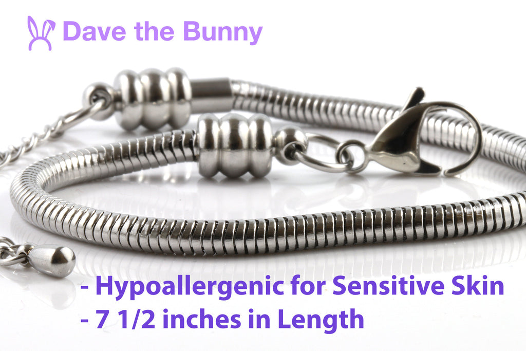 Elegant Stainless Steel Snake Chain Phone Bracelet, Cute Phone Charm with Durable Metal Alloy Charm