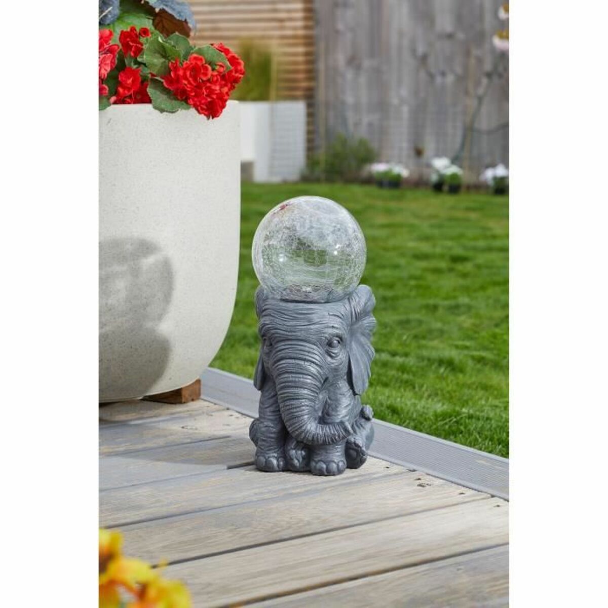 Solar Elephant Garden Light - White Decorative LED Lamp