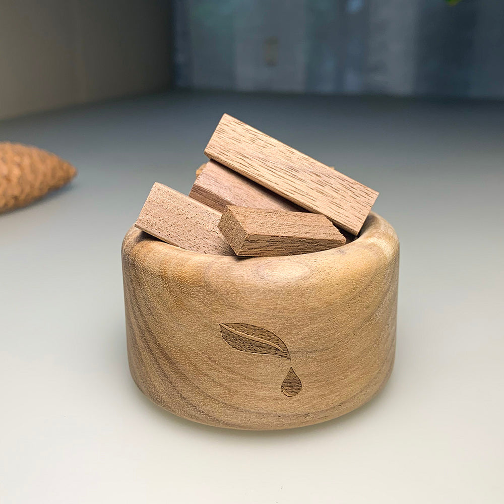 Black walnut cup diffuser with wooden aromatherapy blocks - waterless essential oil diffuser